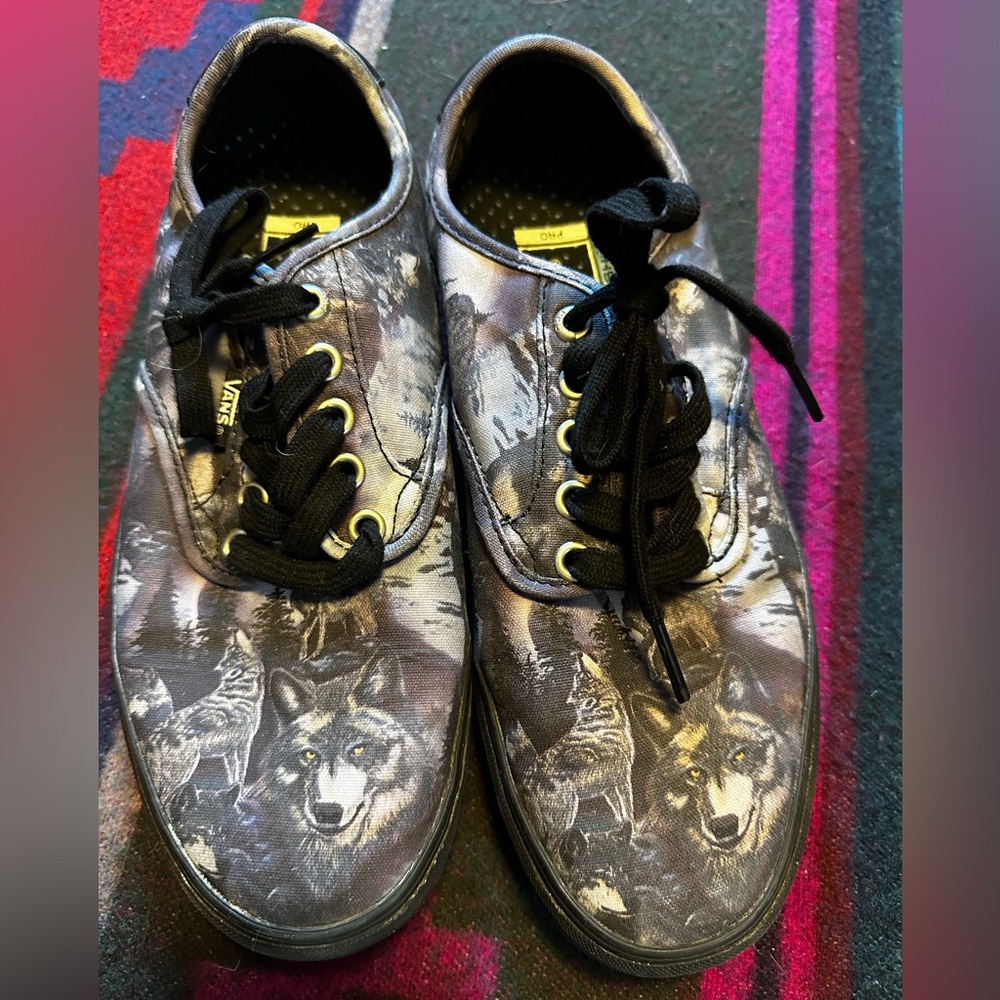 Wolf Pattern Vans - Picture 2 of 5